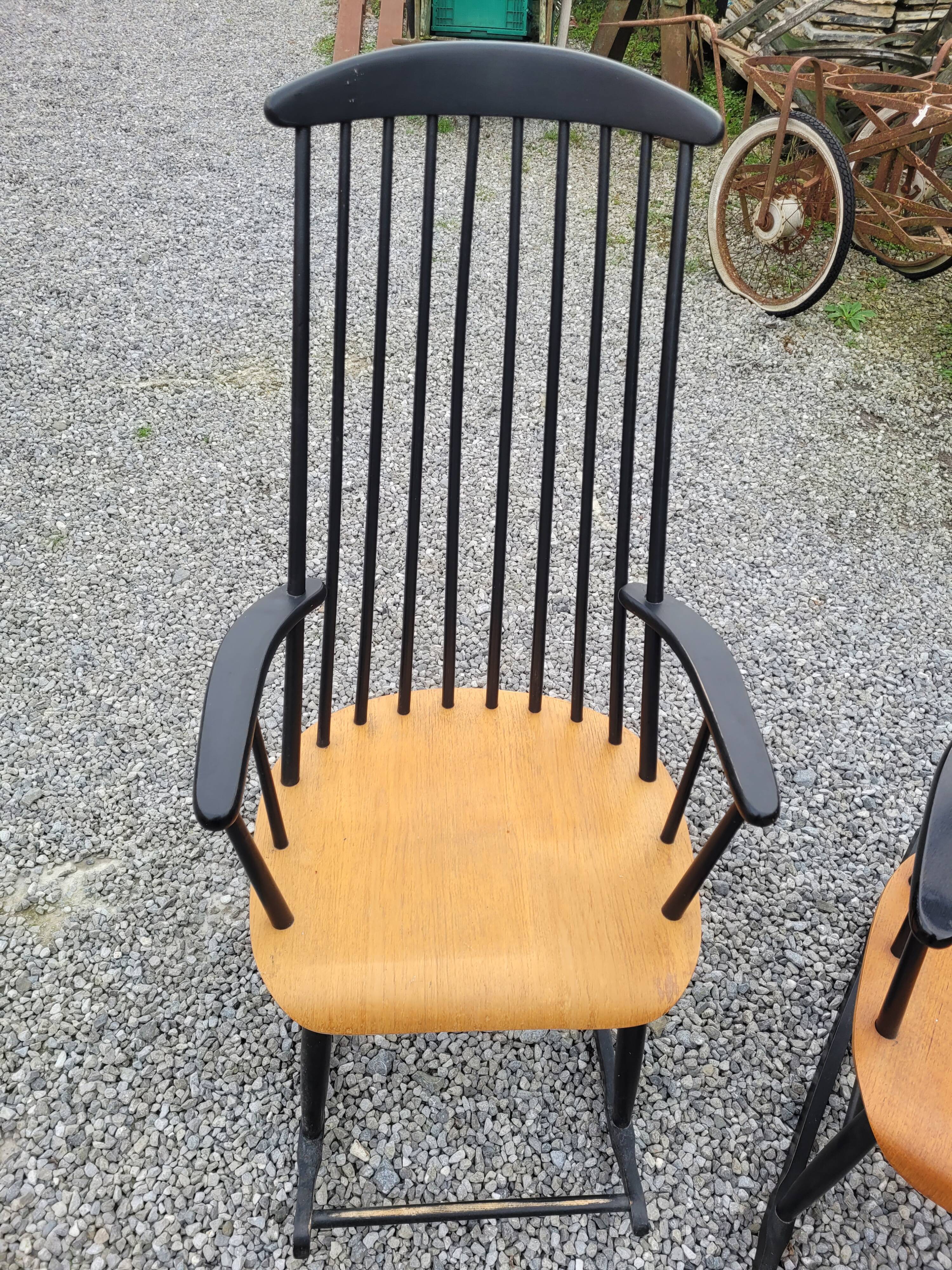 Vintage 70s rocking chair
