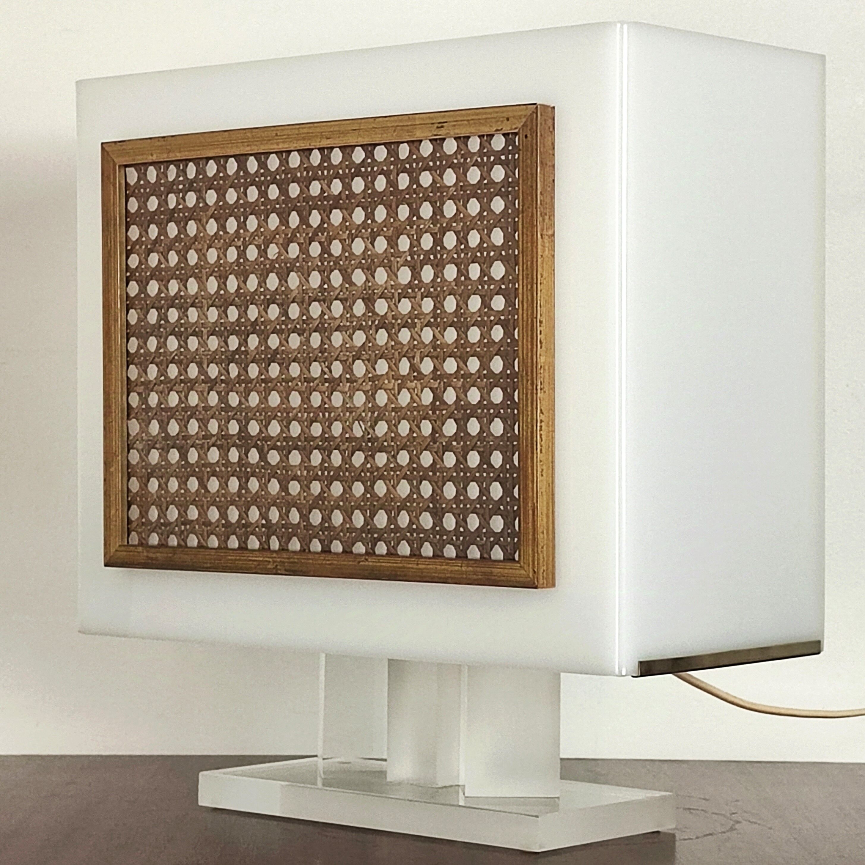 Italian lamp in plexiglass
