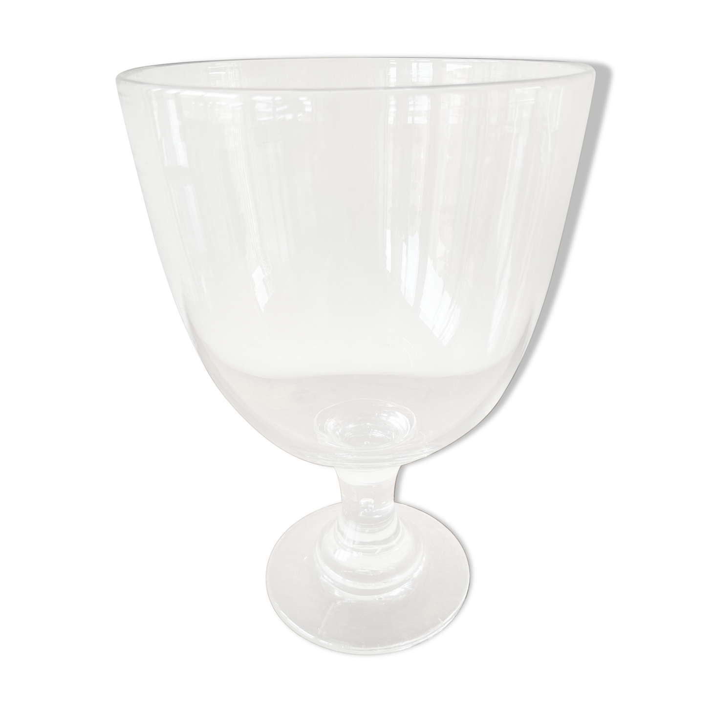 Coupe sur pied en verre épais