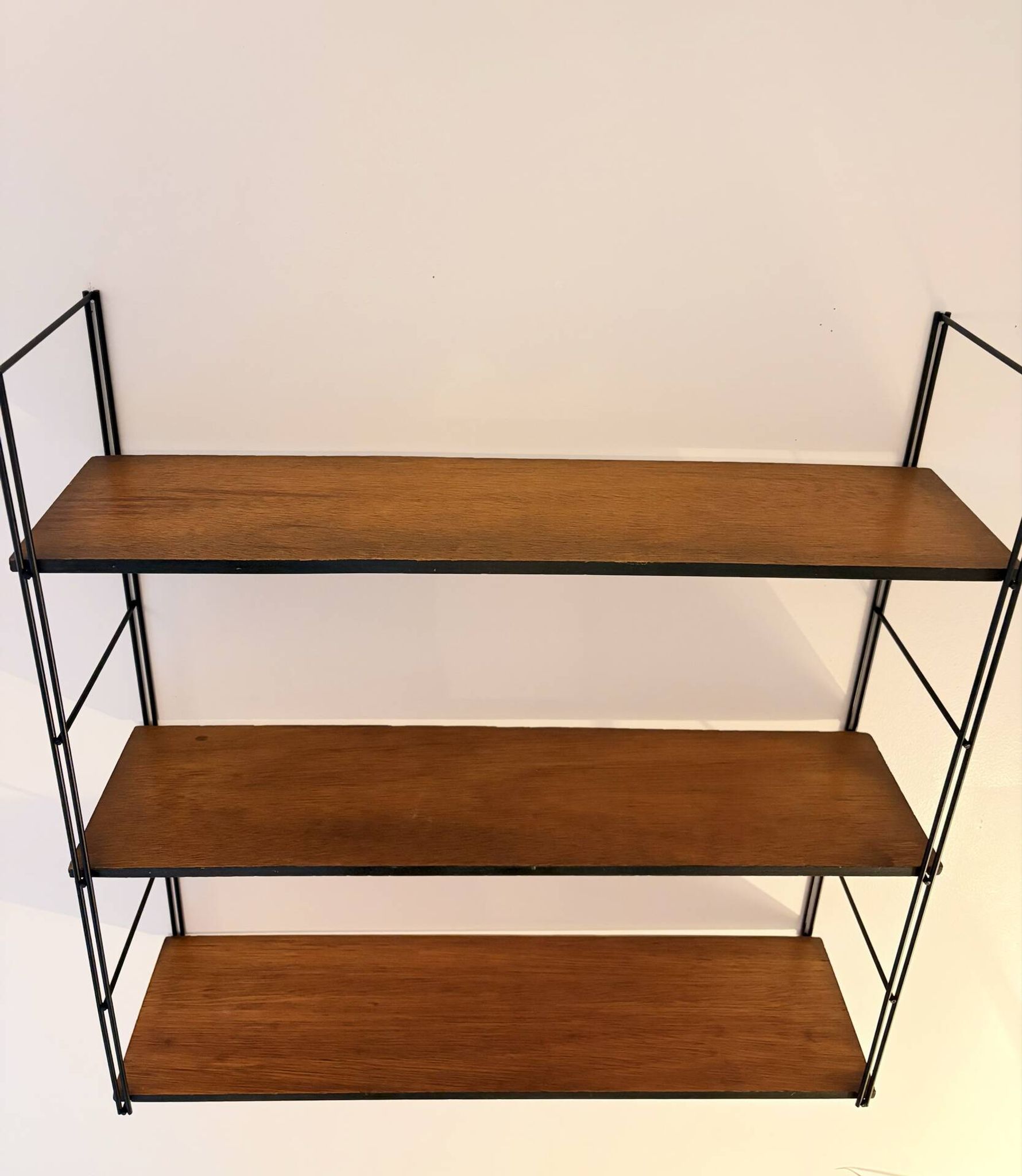Étagère murale String Bois
