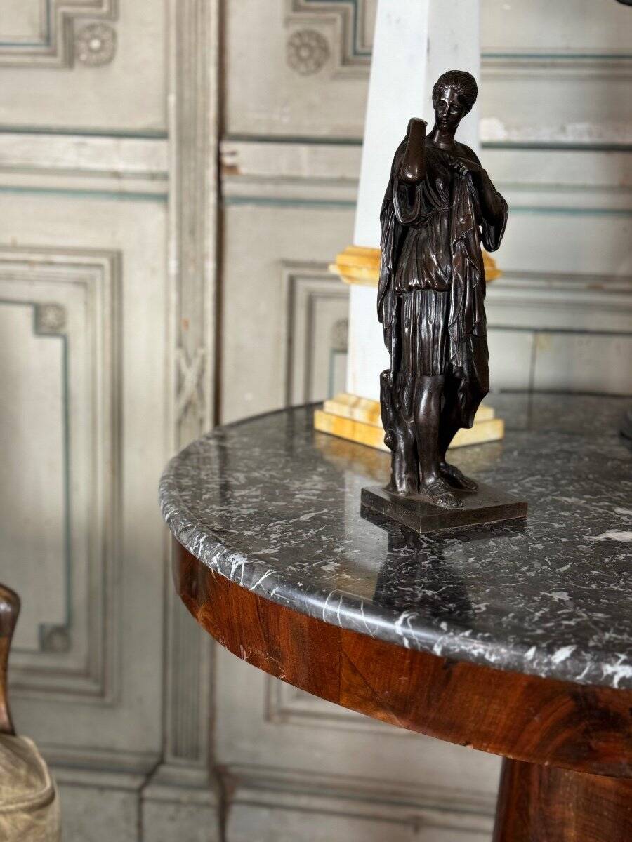 Empire style pedestal table in mahogany, gilt bronze, grey Saint Anne marble top, circa 1800