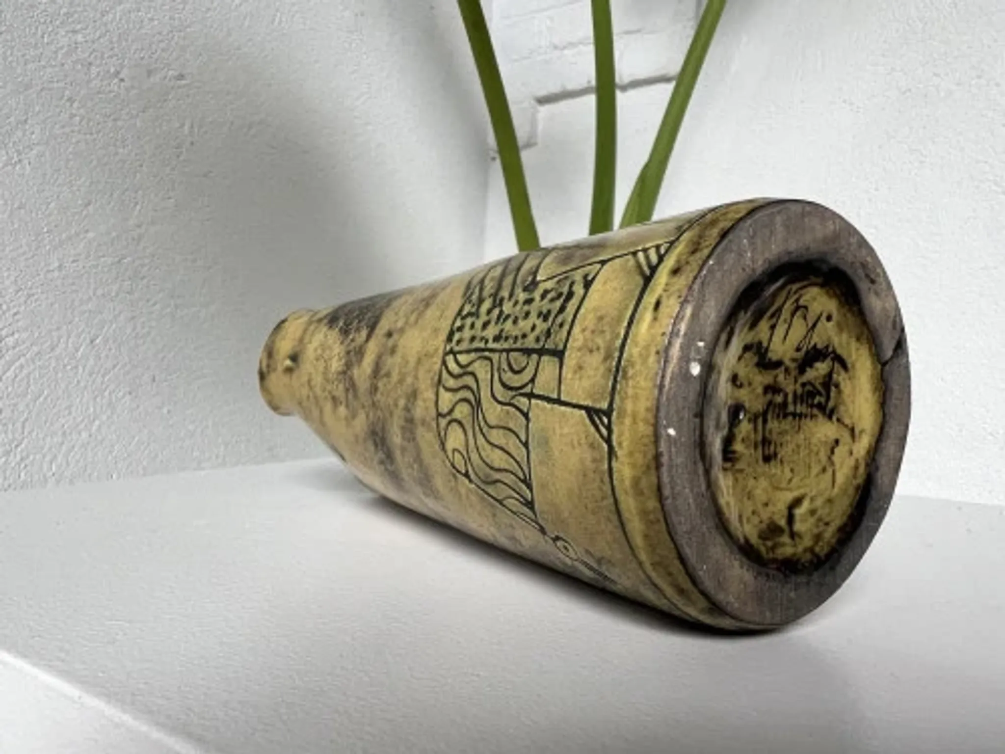 Jacques Blin: Yellow glazed ceramic jug