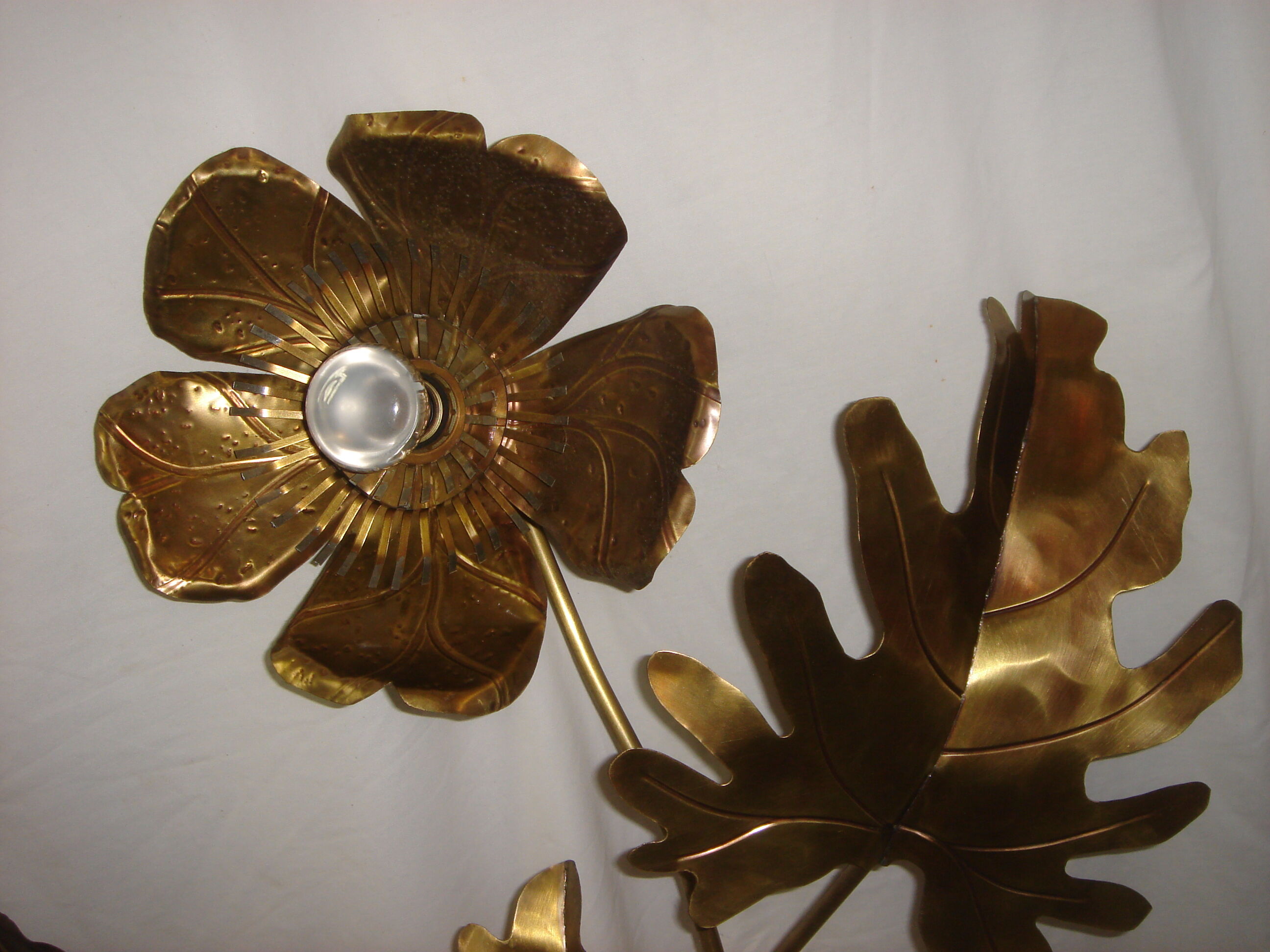 Flowers wall lamp of 1970