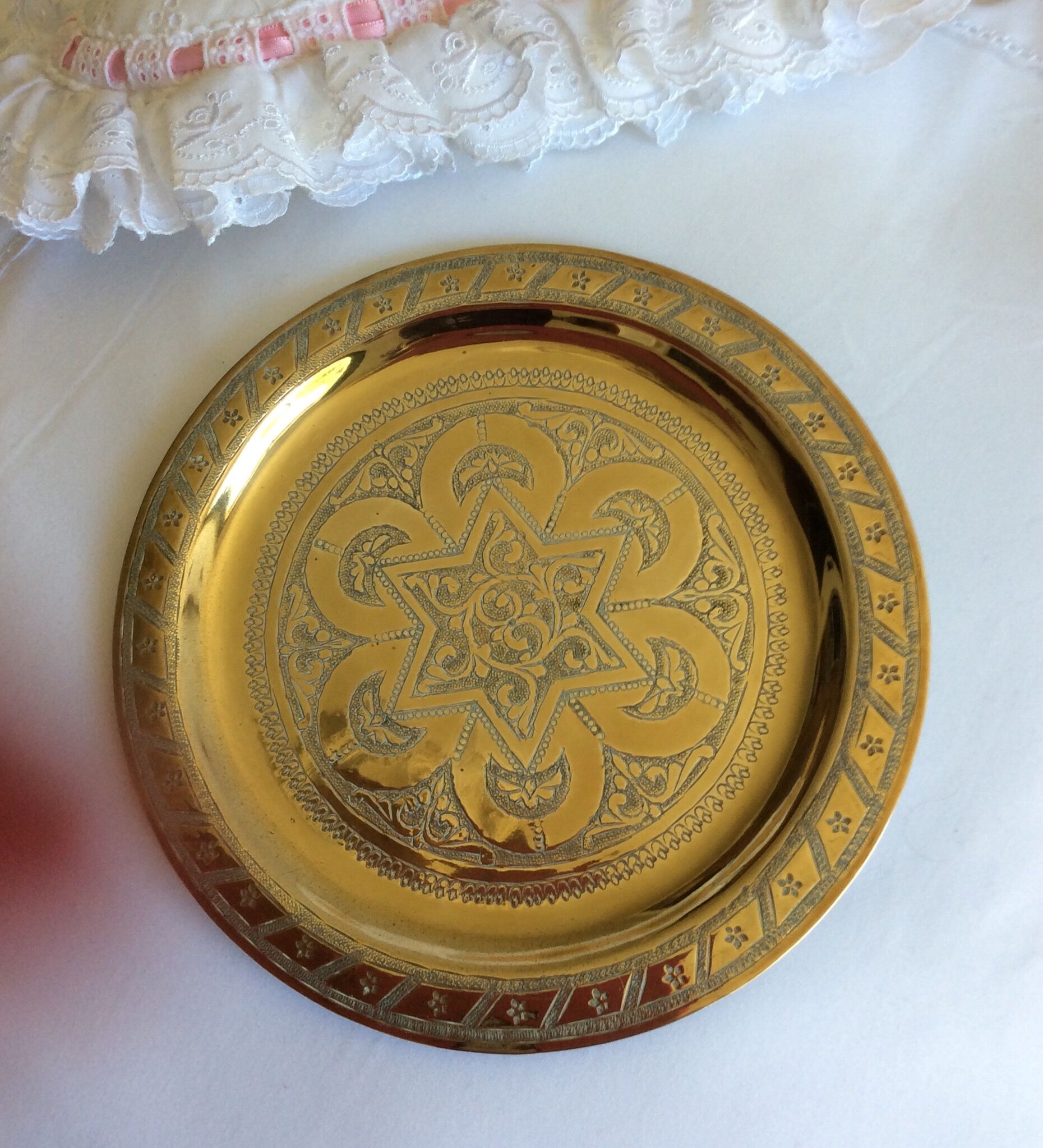 Small Moroccan tray to hang - vintage