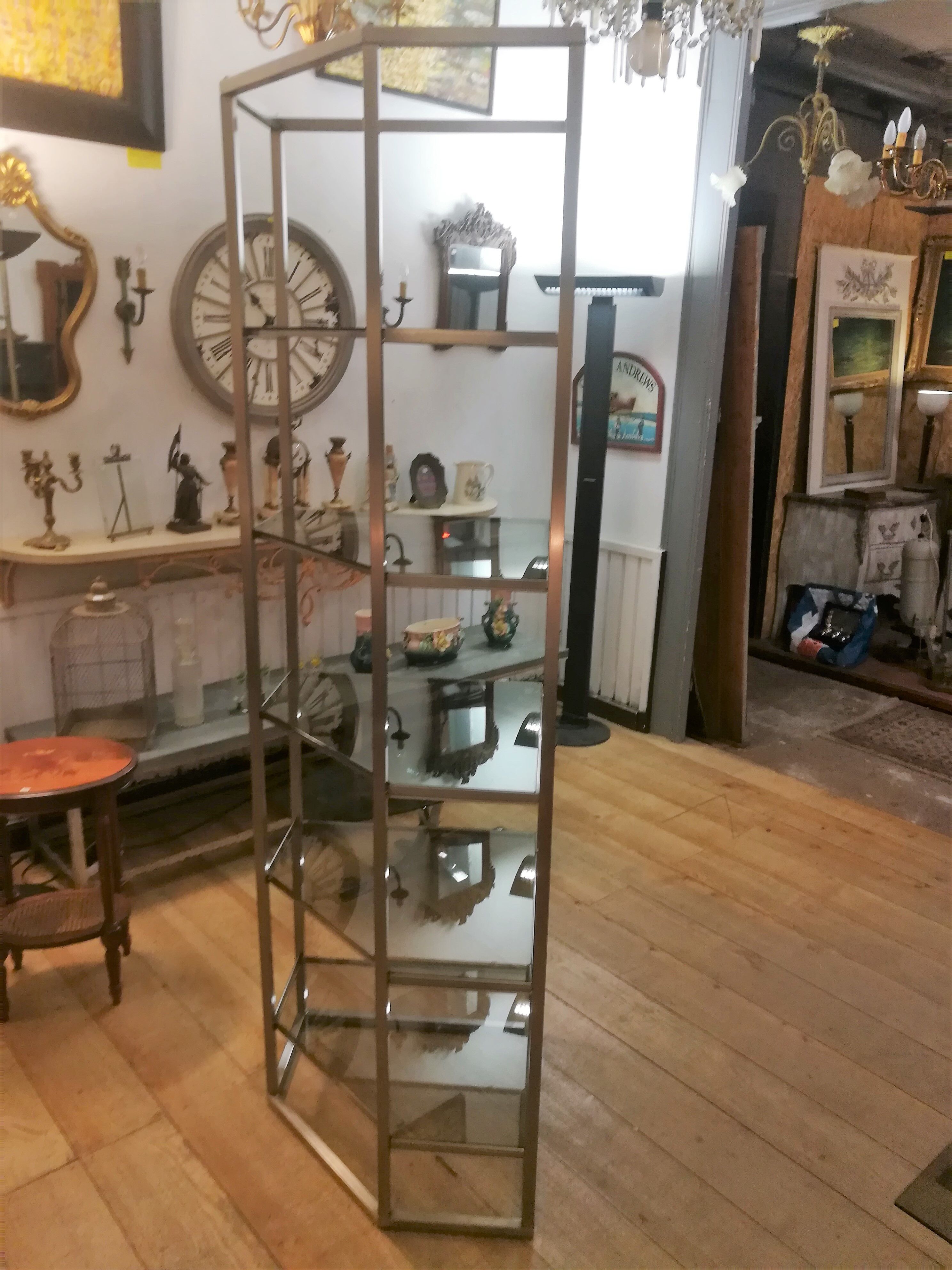 Angle shelf in chrome metal and smoked glass