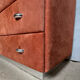 Commode en alcantara