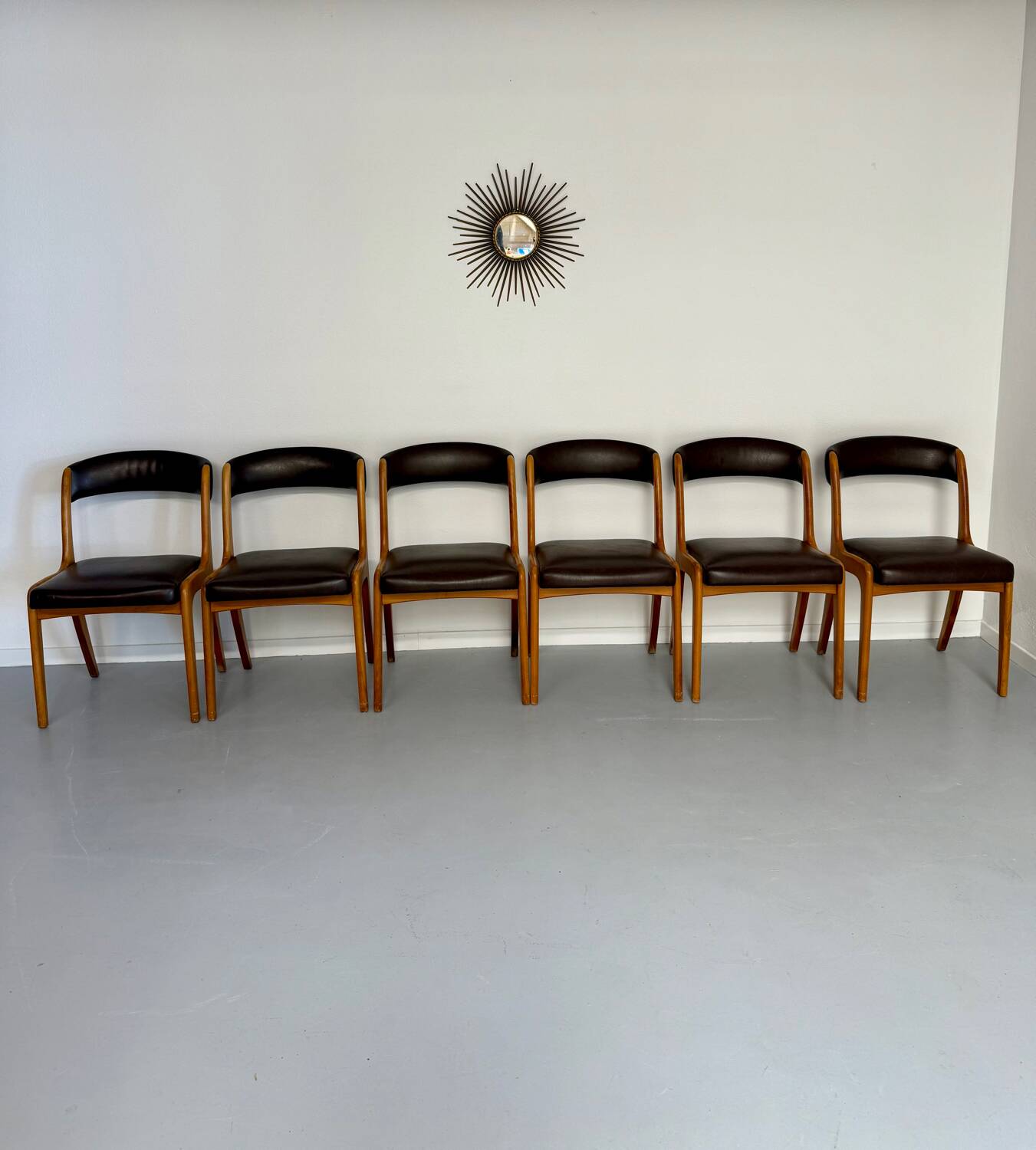 Set of 6 Baumann curved wood and imitation leather chairs, gondola model, 70s