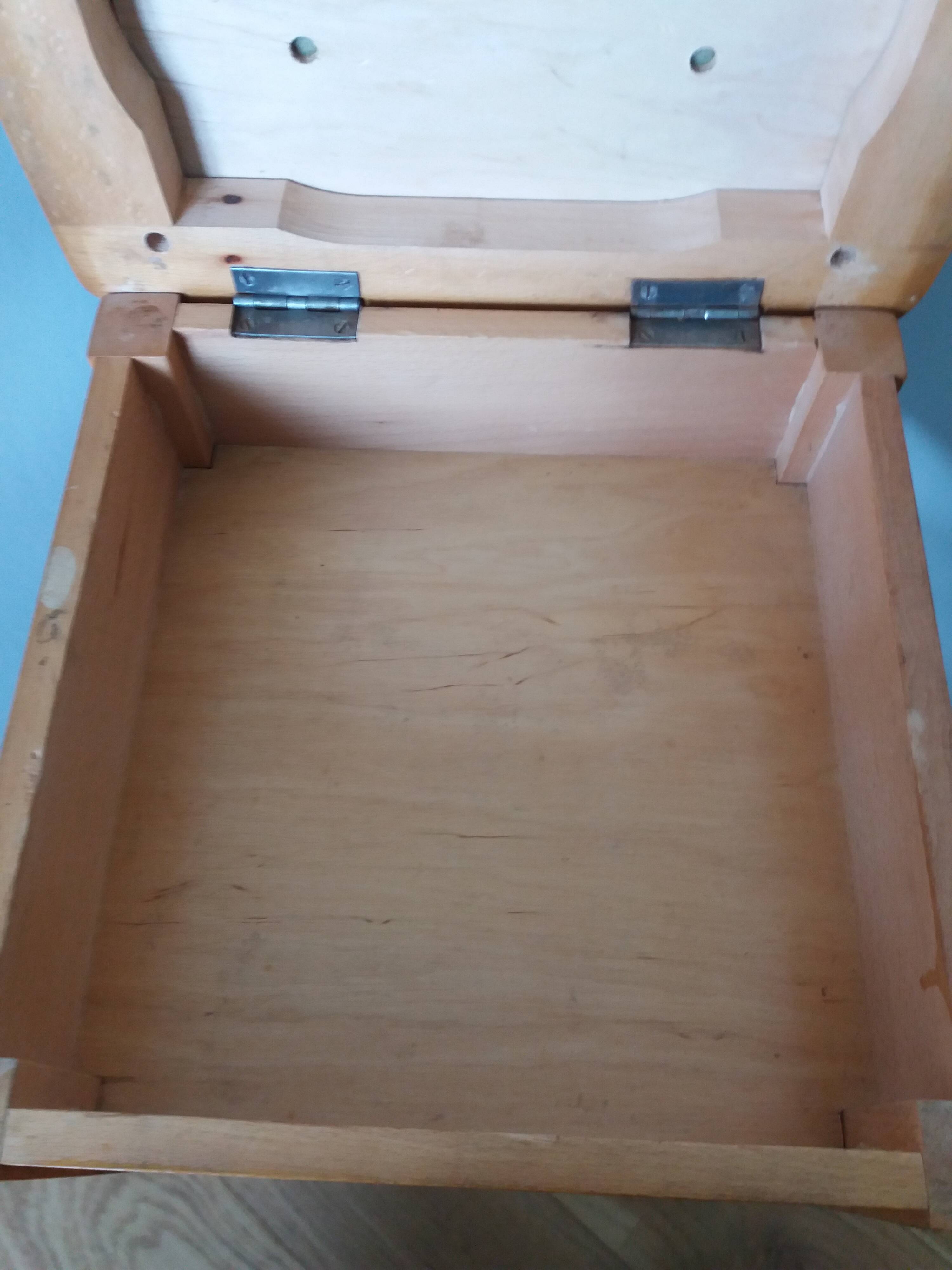 Wooden and faux leather shoe shine chest stool