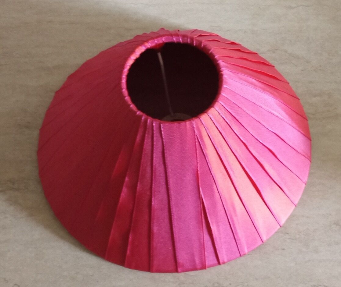 Abat-jour rose moiré