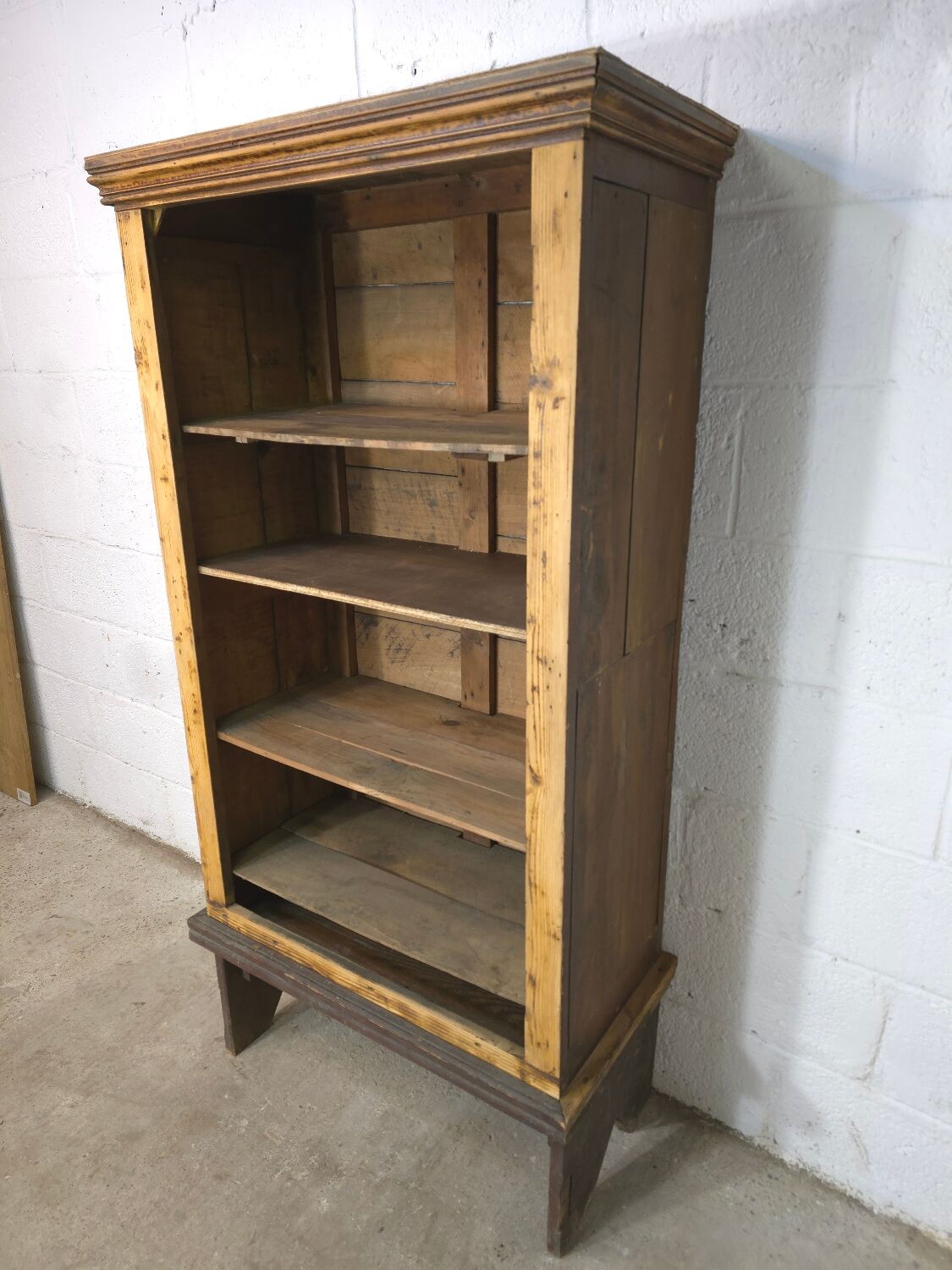 Antique freestanding shelf