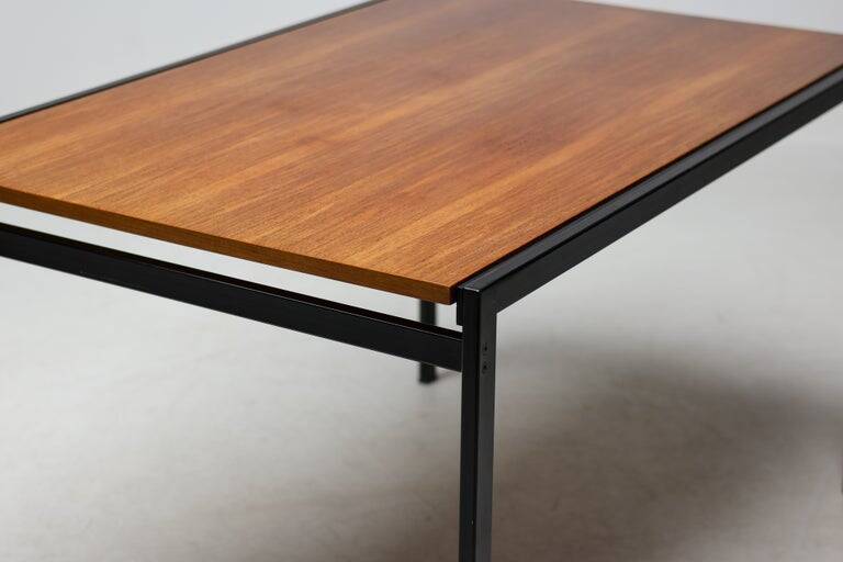Mid-century modern extendable dining table by Pastoe, Netherlands