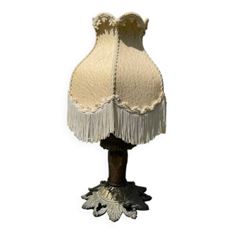 Lampe à franges et pied bronze