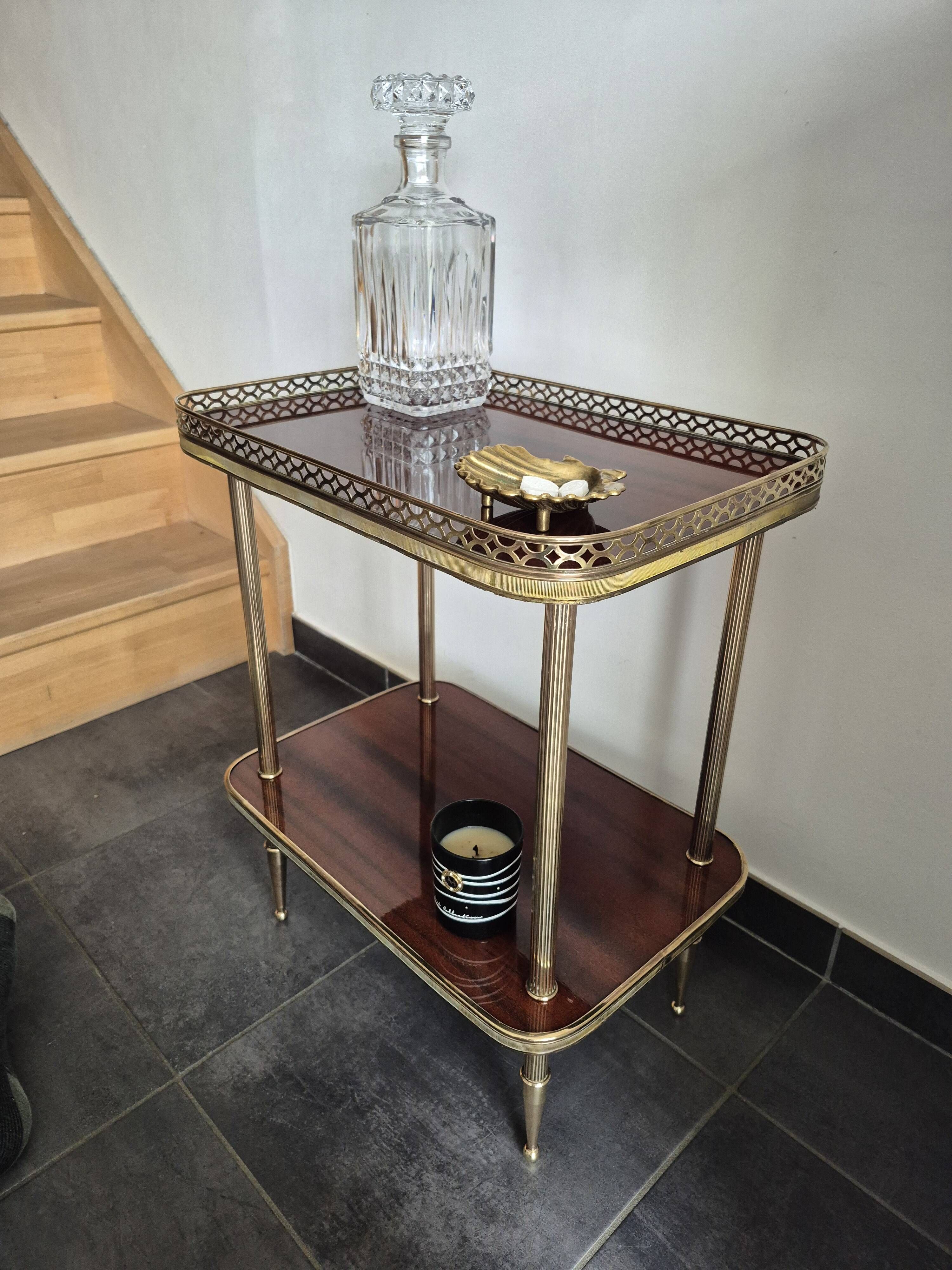 Dessert / Small side table with mahogany veneer and brass mid-century.