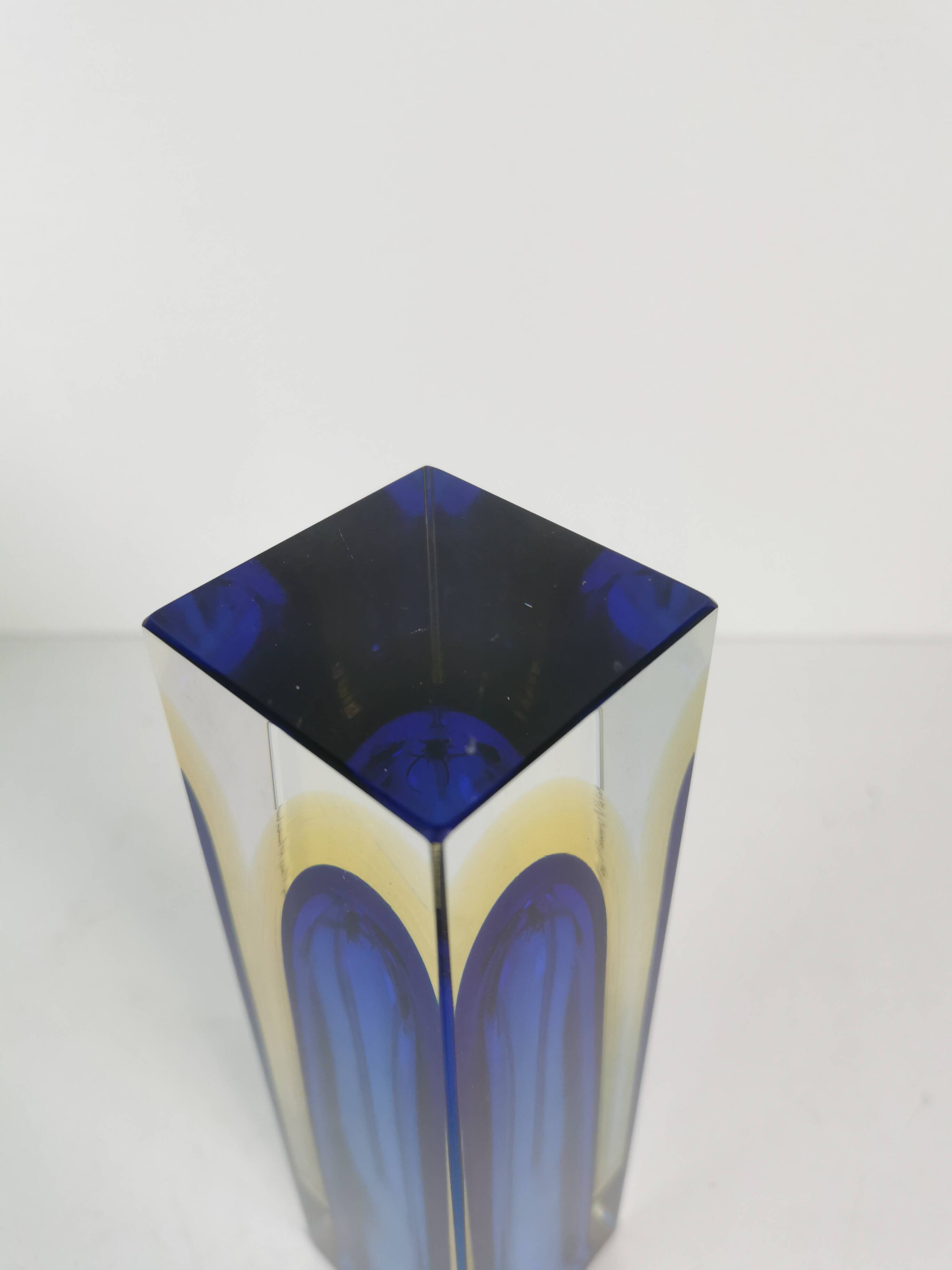 Soliflore vase, Murano Sommerso