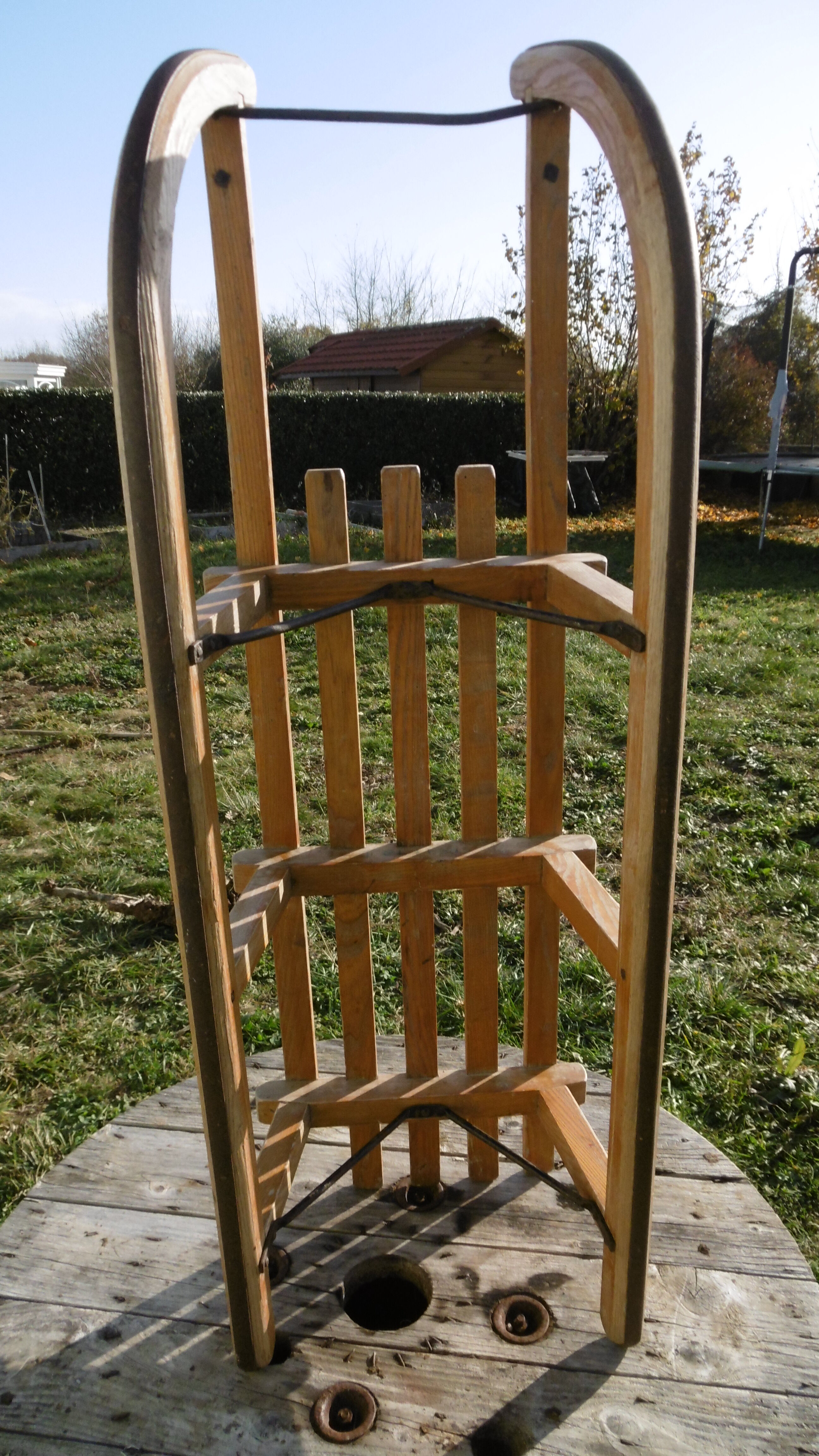 Old James - Davos wooden sled