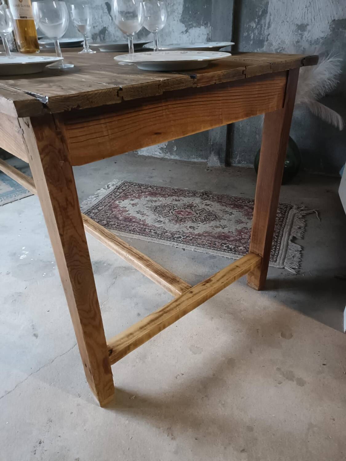 Farmhouse table
