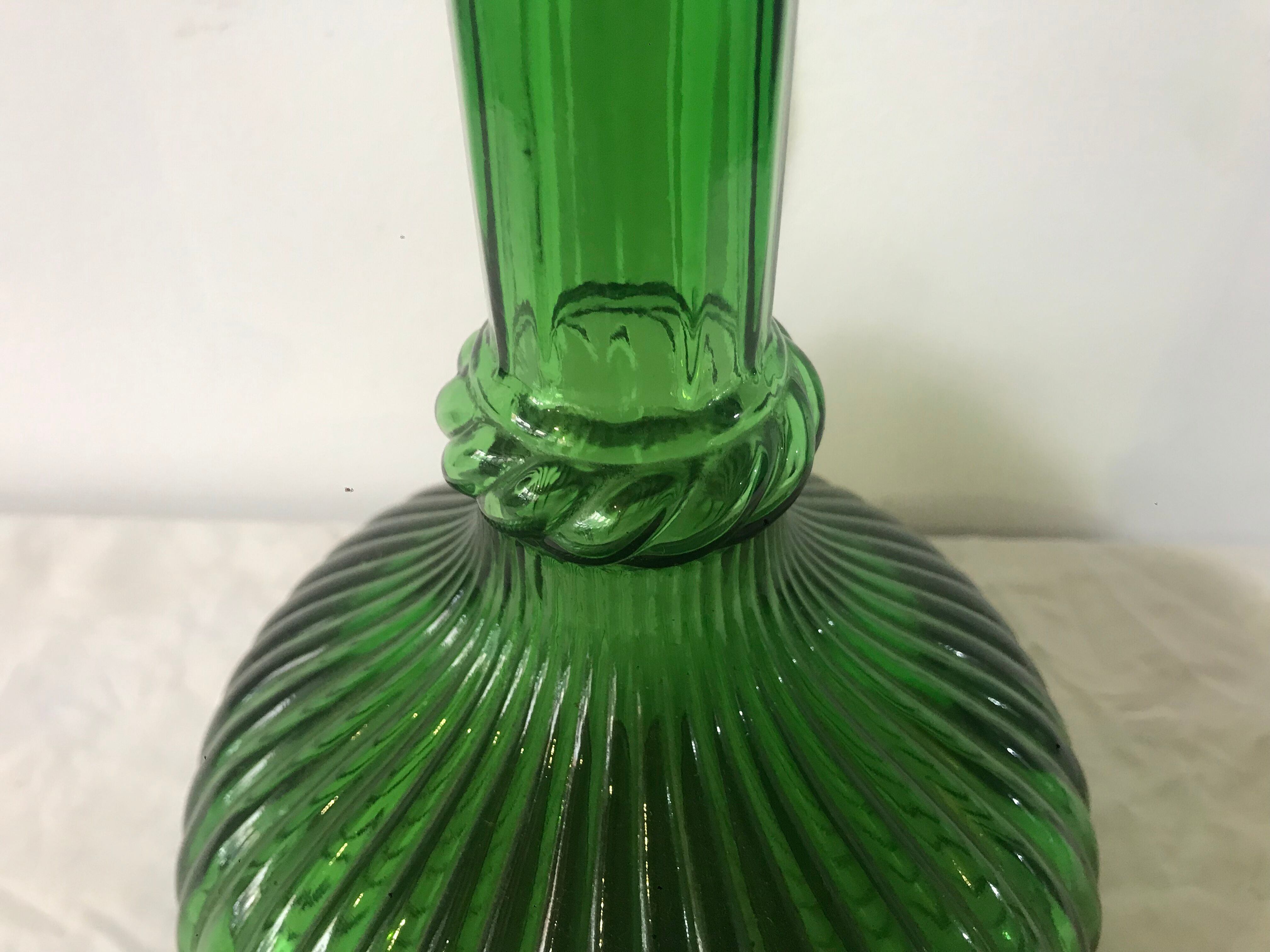 Glass carafe