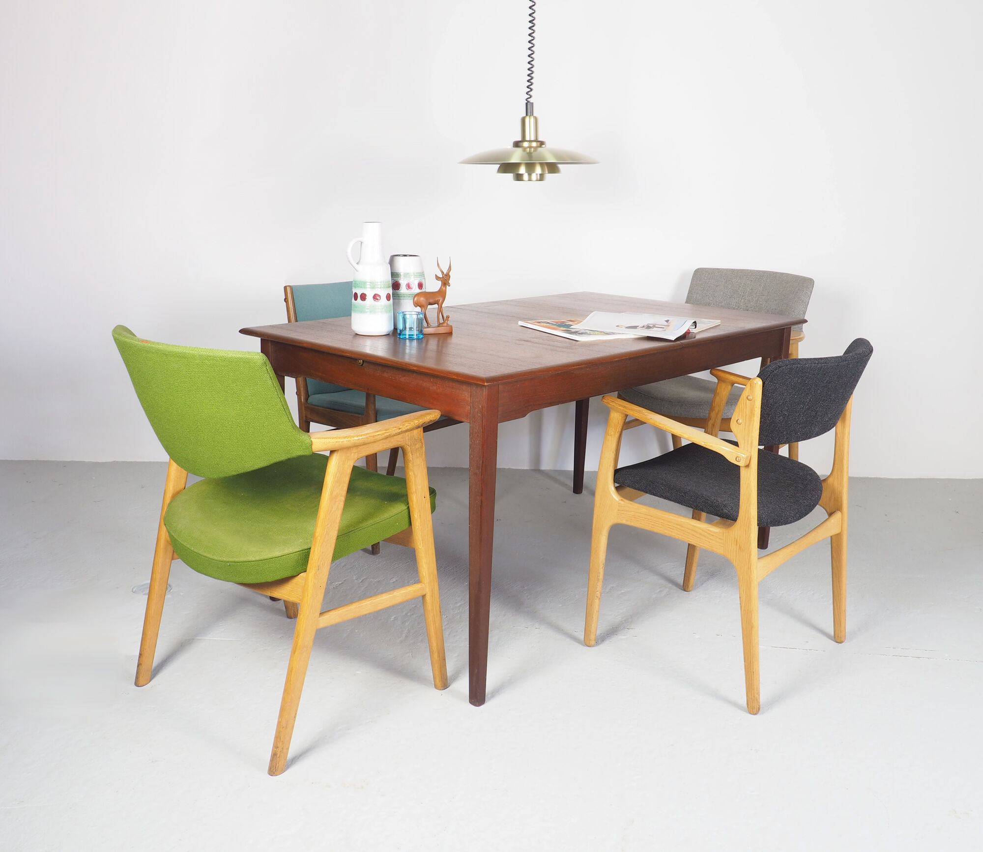 Extendable dinning table in teak, 1960