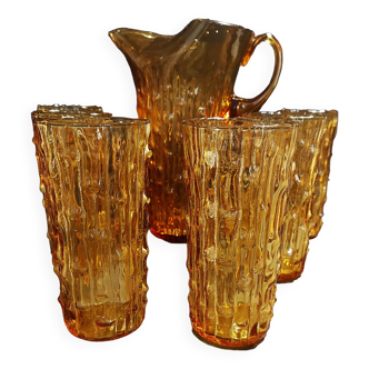 Service à orangeade pichet et six verres verre ambré texturé Empoli Italie 1970