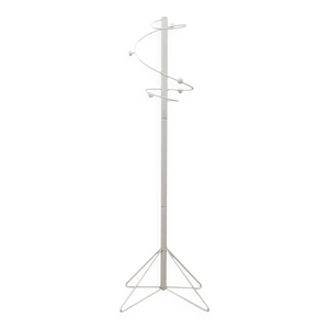 Porte-vêtements sur
