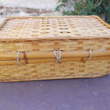 Wicker's valise