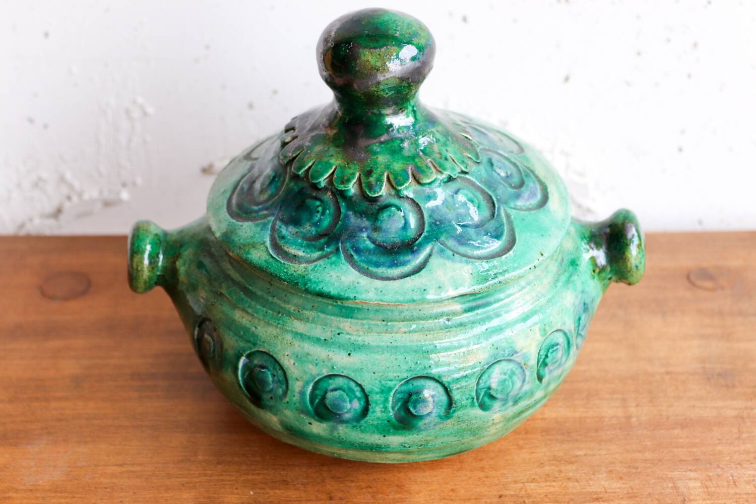 Vintage Celine Dein green ceramic pot