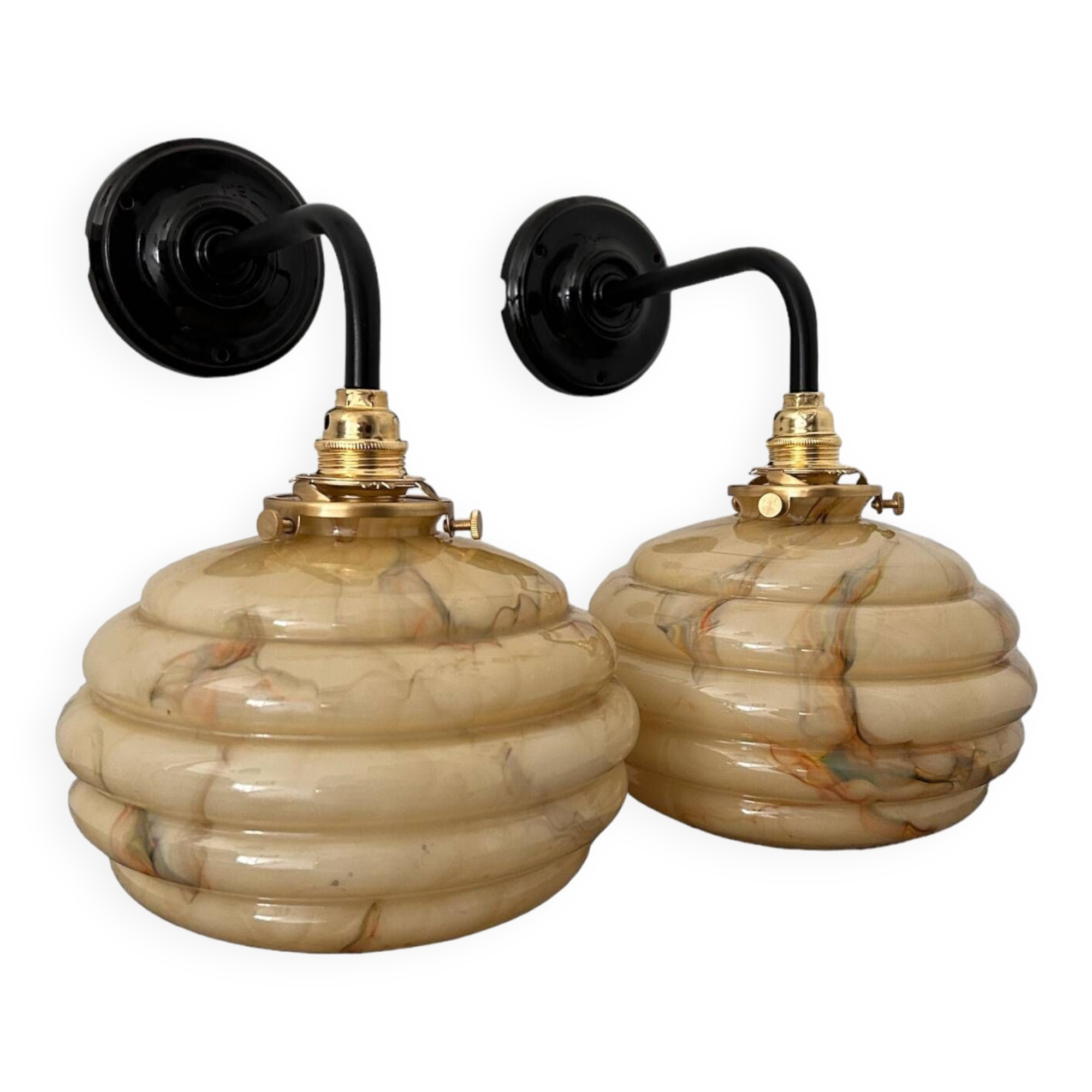 Pair of wall lights in marbled opaline