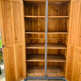 Parisian wardrobe and his bedside