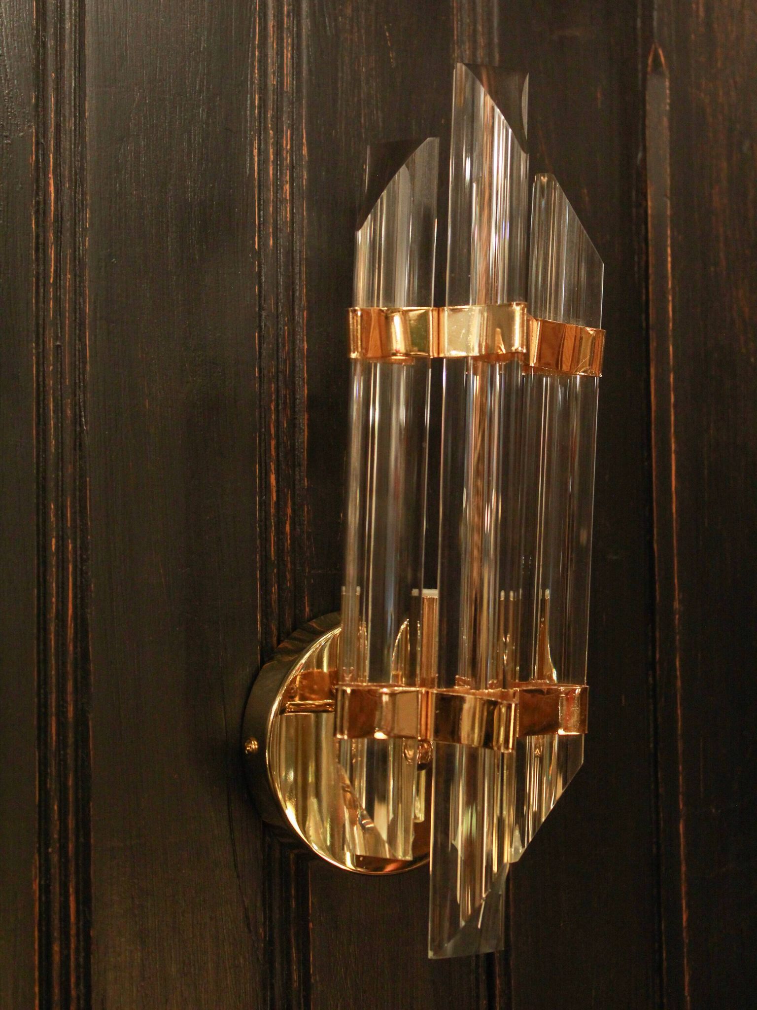 Pair of Venini wall lights, produced in Italy in the 1970s.