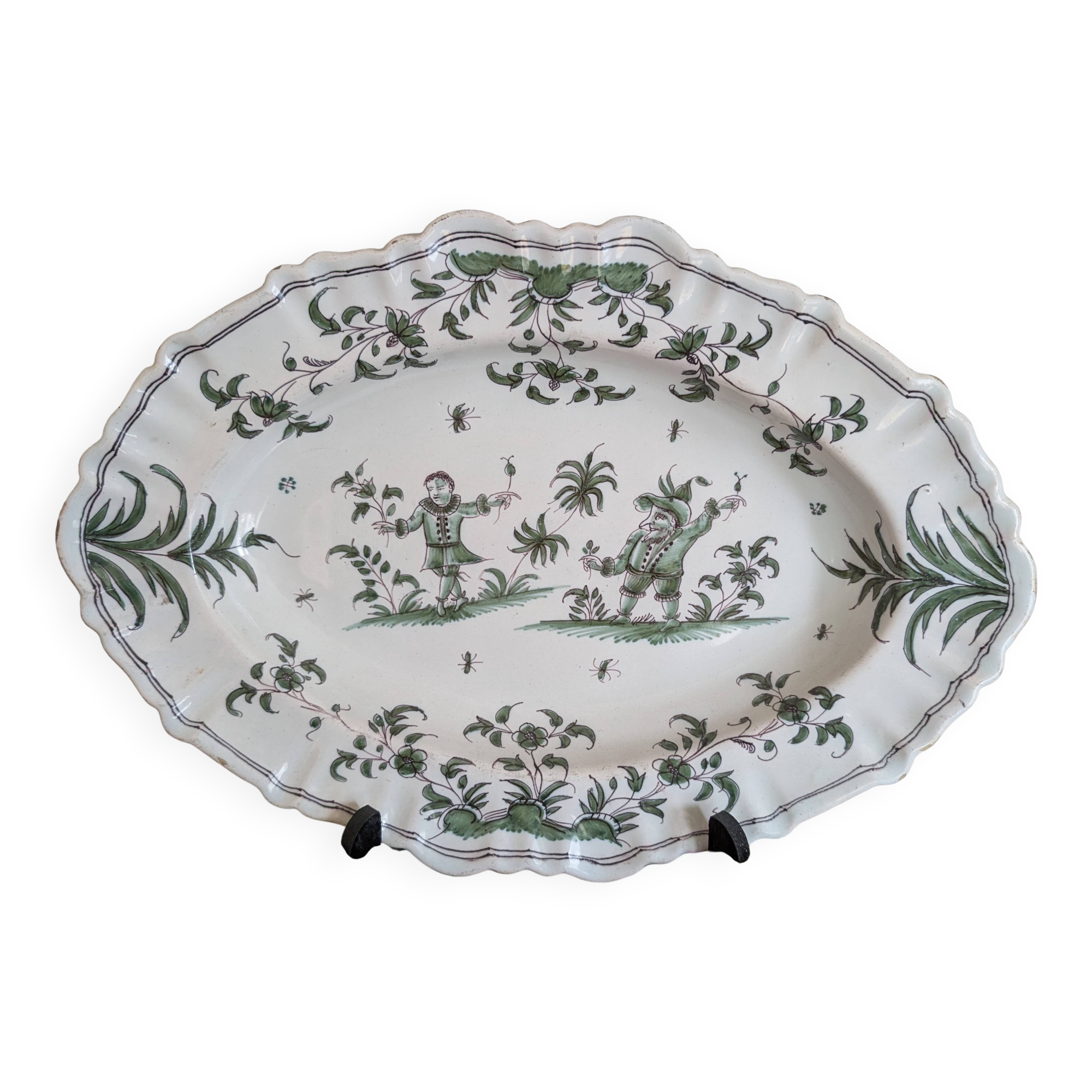 Moustiers oval serving dish