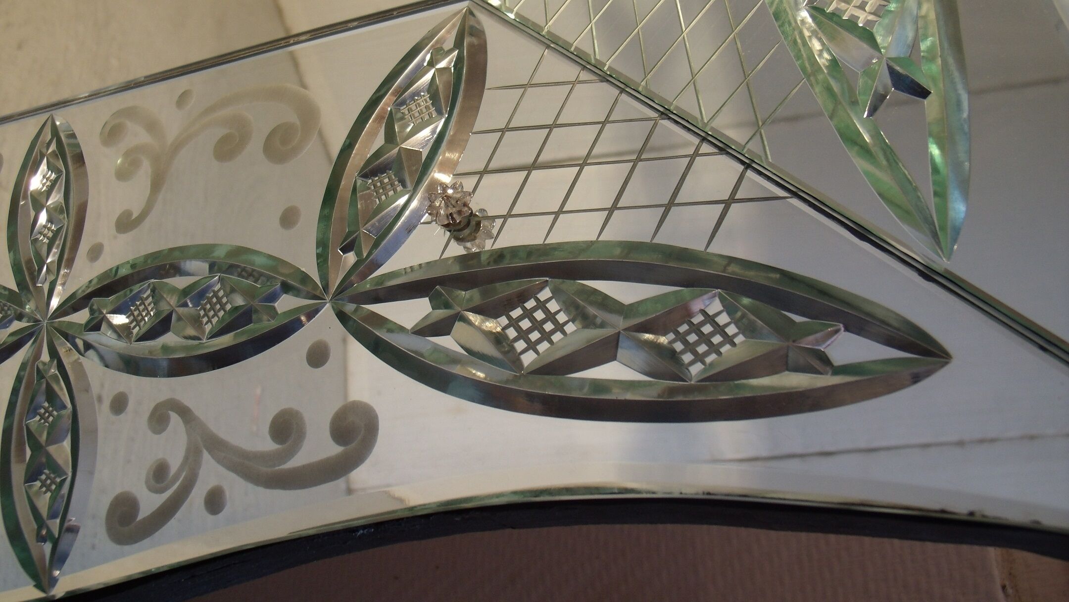 Venenian mirror 178 x 86cm