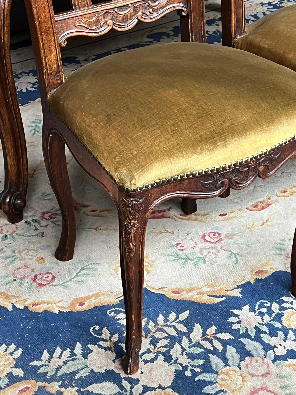 Set of 6 Regency chairs. Solid oak.