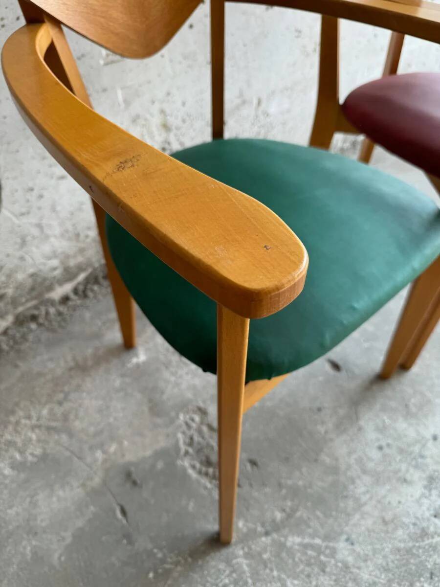 Ensemble de 6 chaises en forme de cœur de René-Jean Caillette, en bois courbé avec revêtement vert et bordeaux