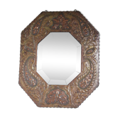 Miroir artisanal biseauté en cuivre repoussé ancien - 54x45cm
