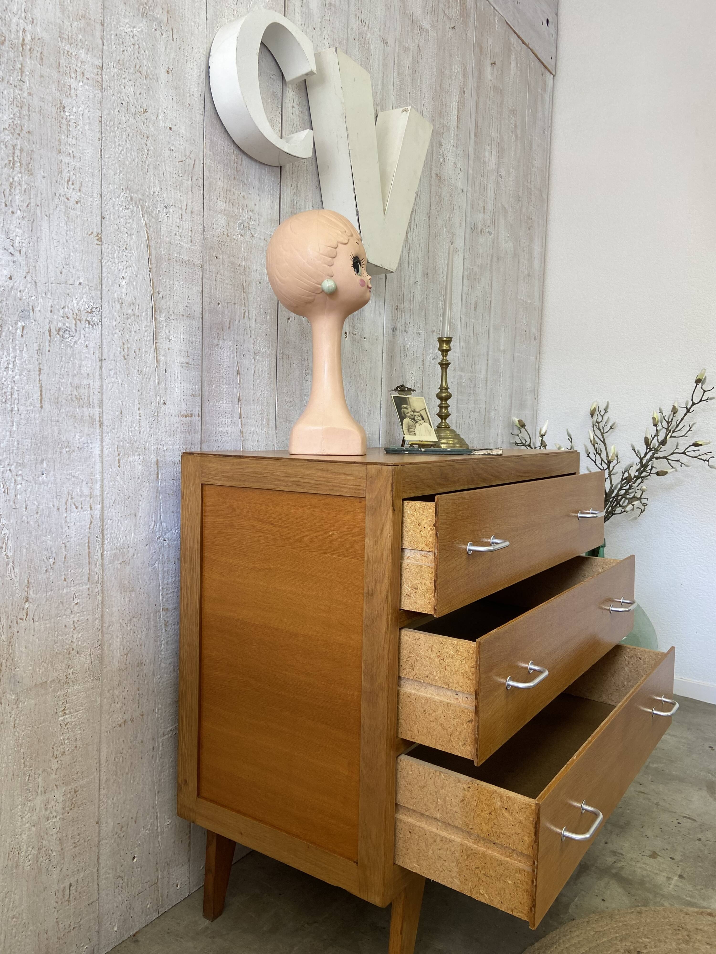 Vintage chest of drawers