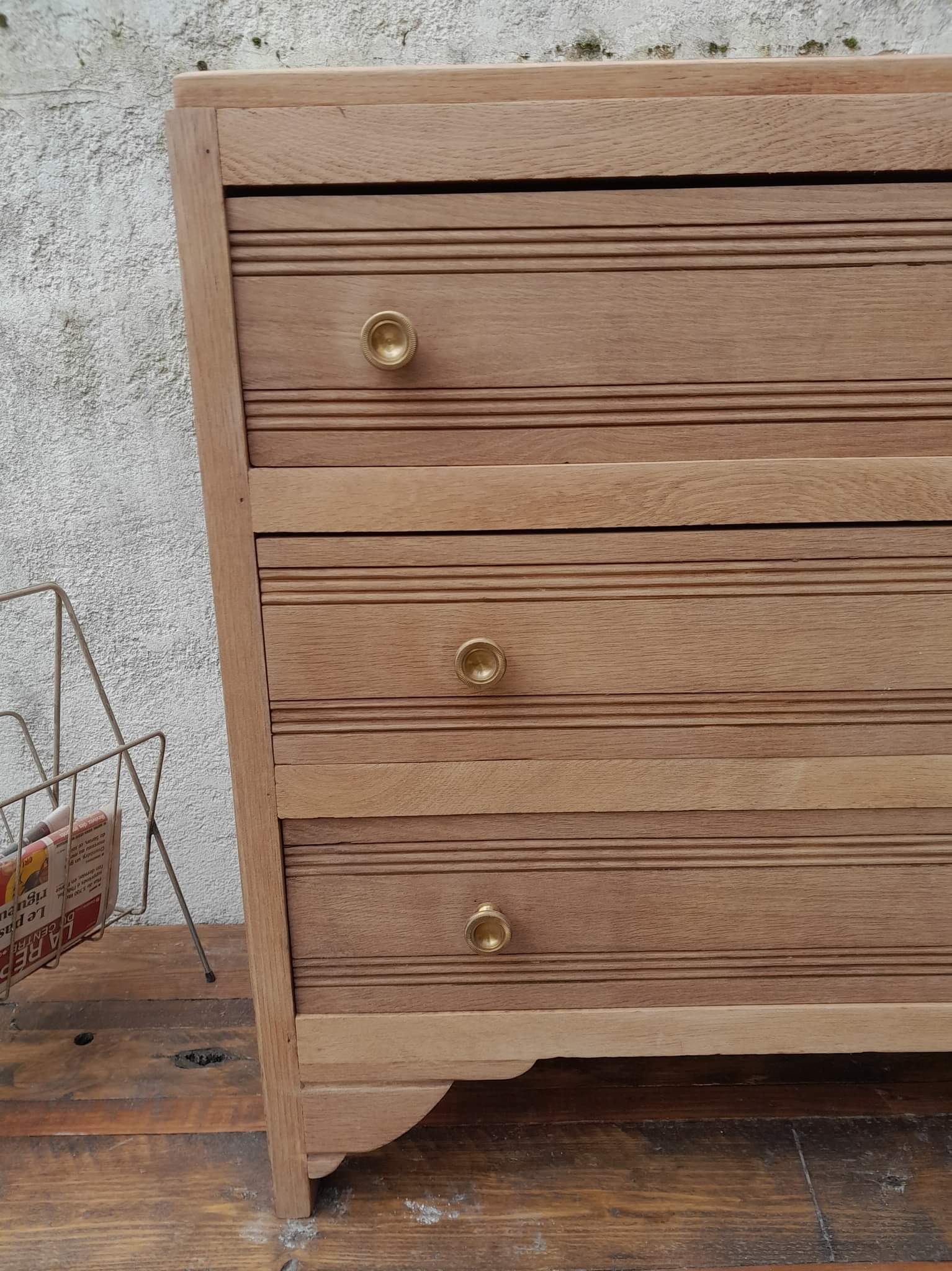 Art Deco chest of drawers