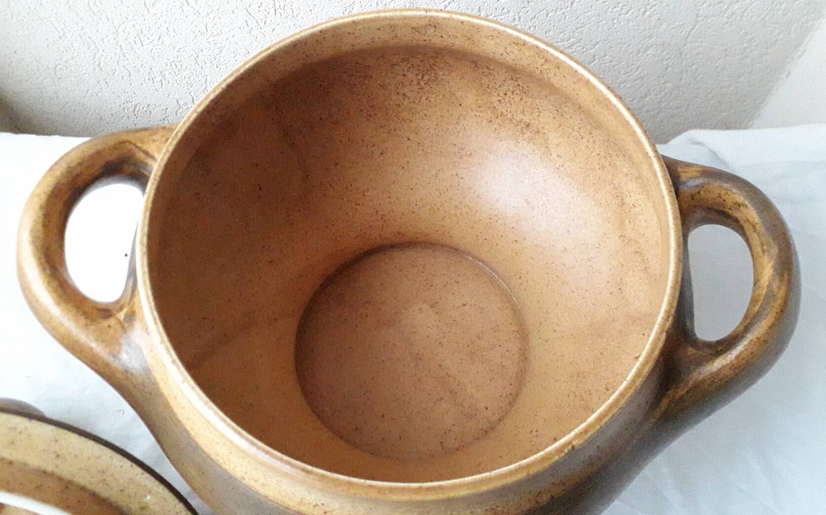 Ceramic soup tureen
