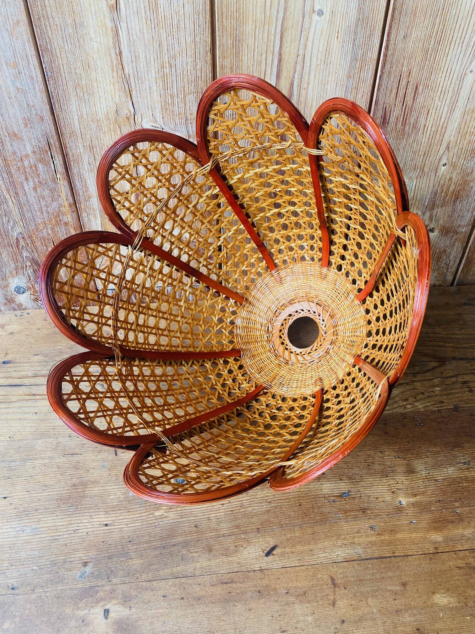 Vintage rattan flower pendant light.
