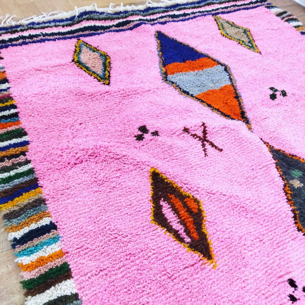 Azilal Berber rug in handmade wool 300 X 200 CM