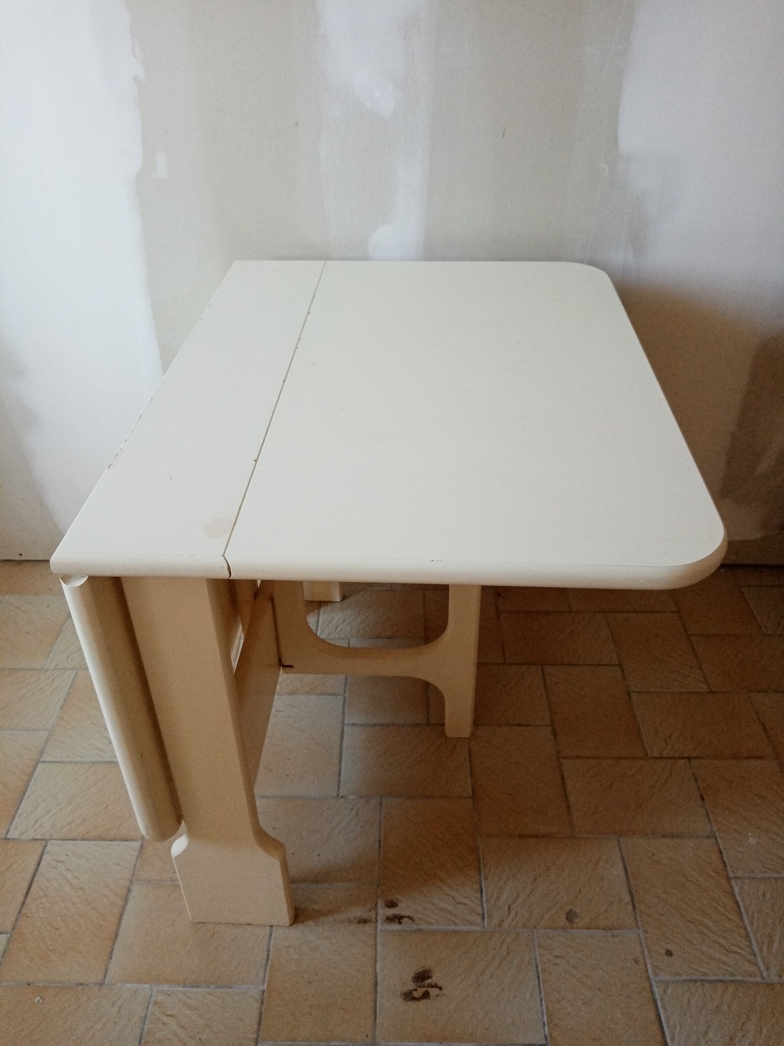 Dan-made furniture flap table