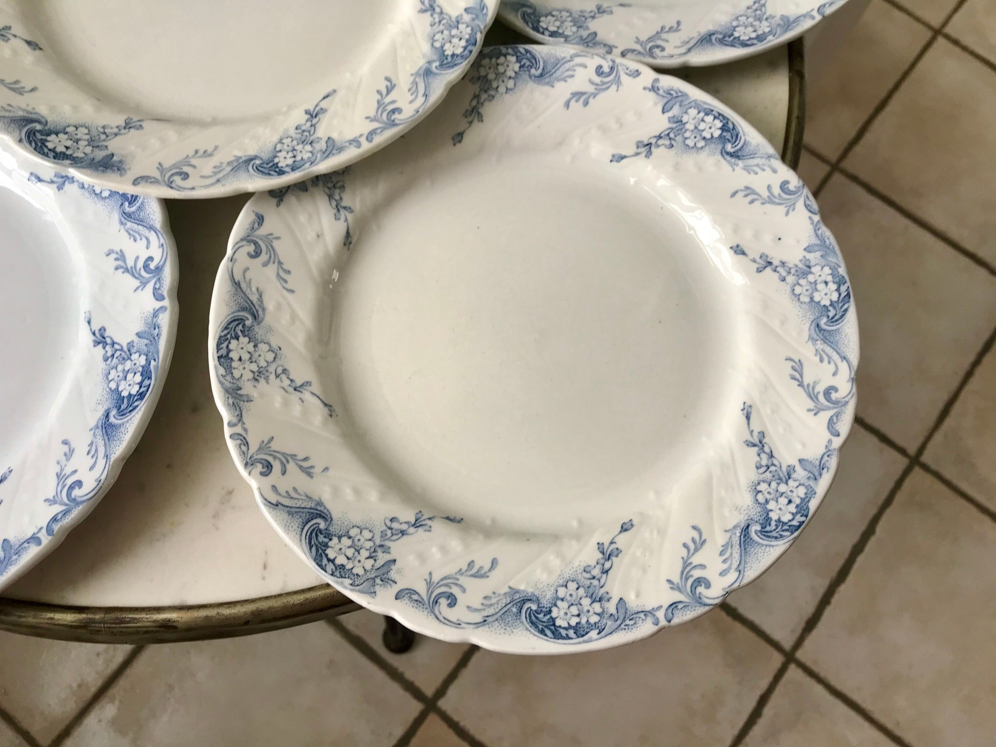 set of 6 flat plates in Iron Earth K&G Lunéville model "Angèle" late 19th century