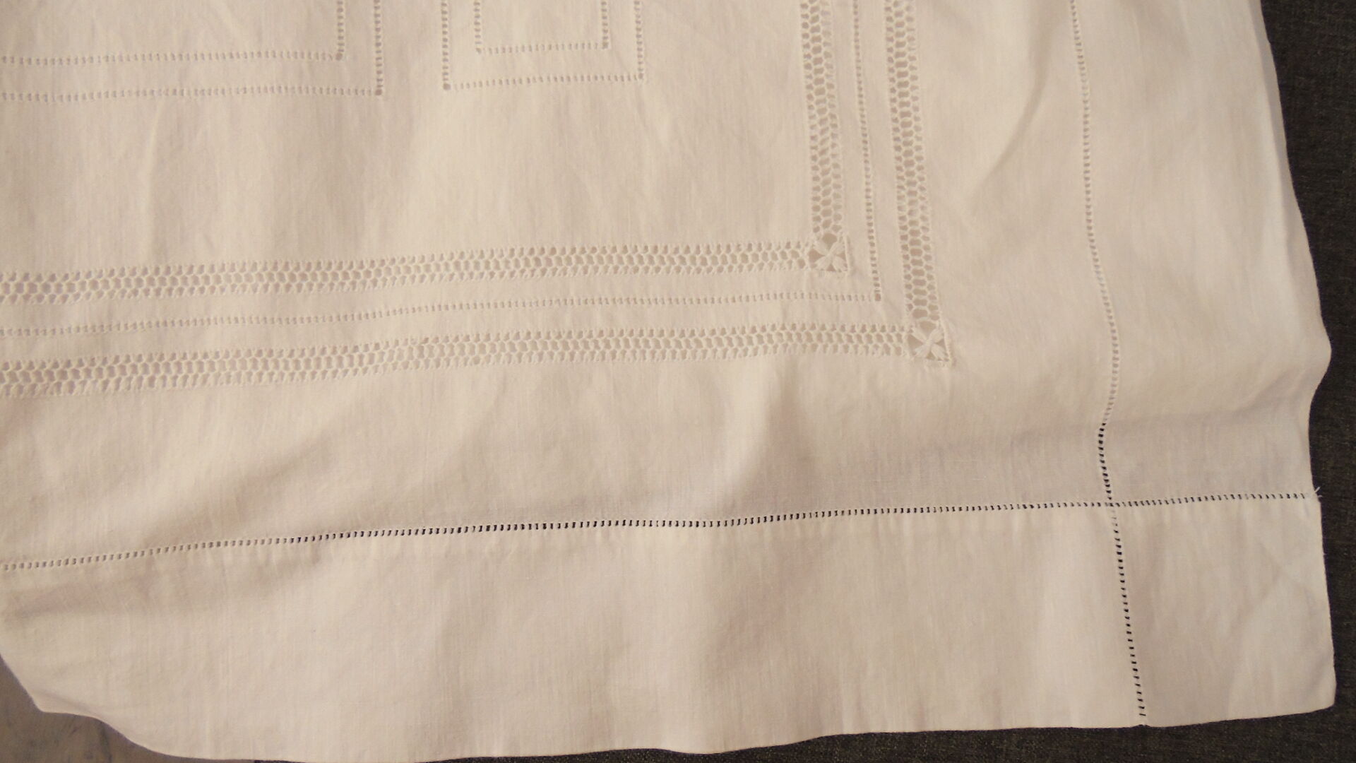 Former embroidered sheet monogram MP embroidery open day row sheets 320 x 200 cm