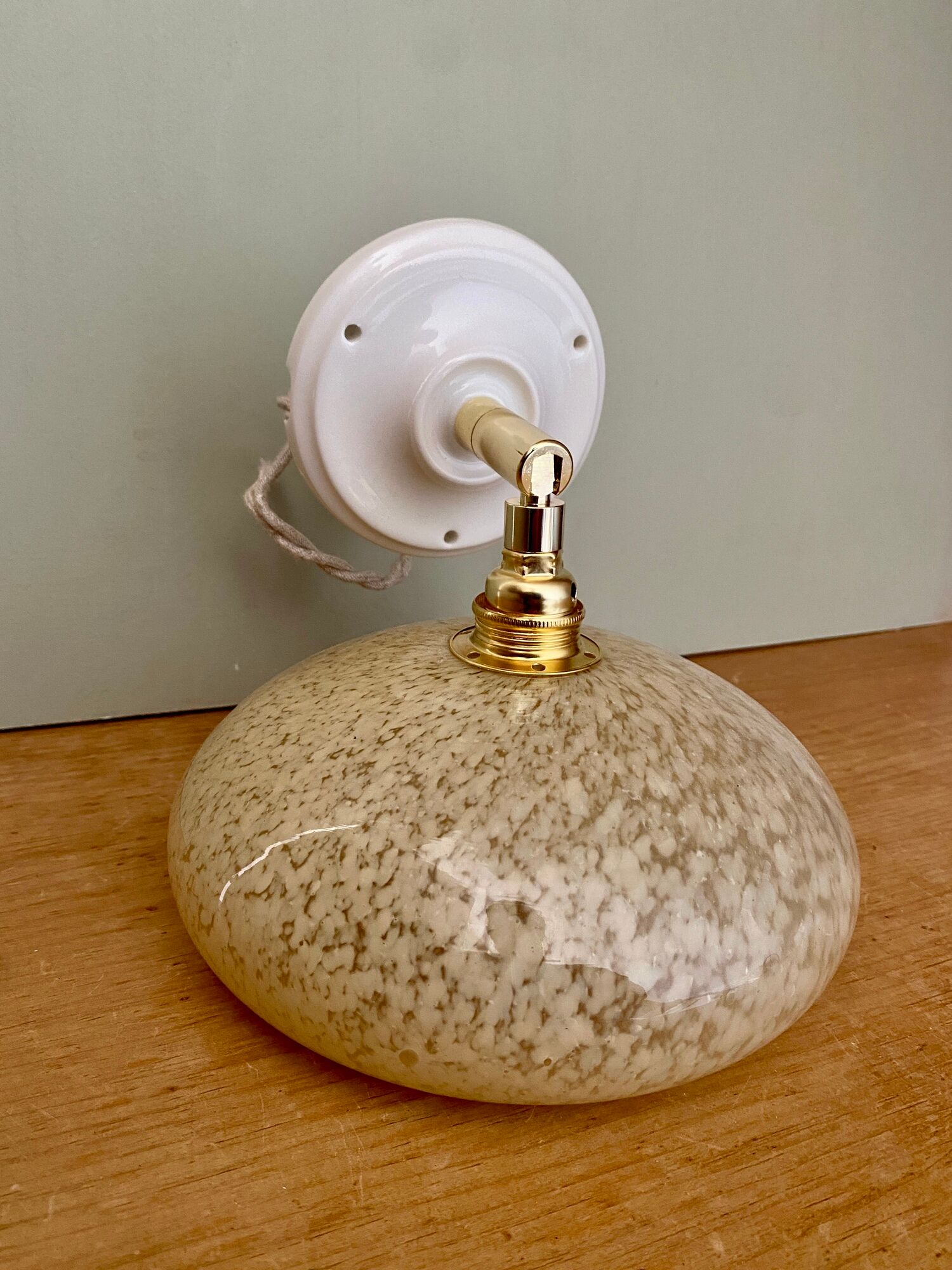 Vintage lampshade in Clichy glass pale yellow