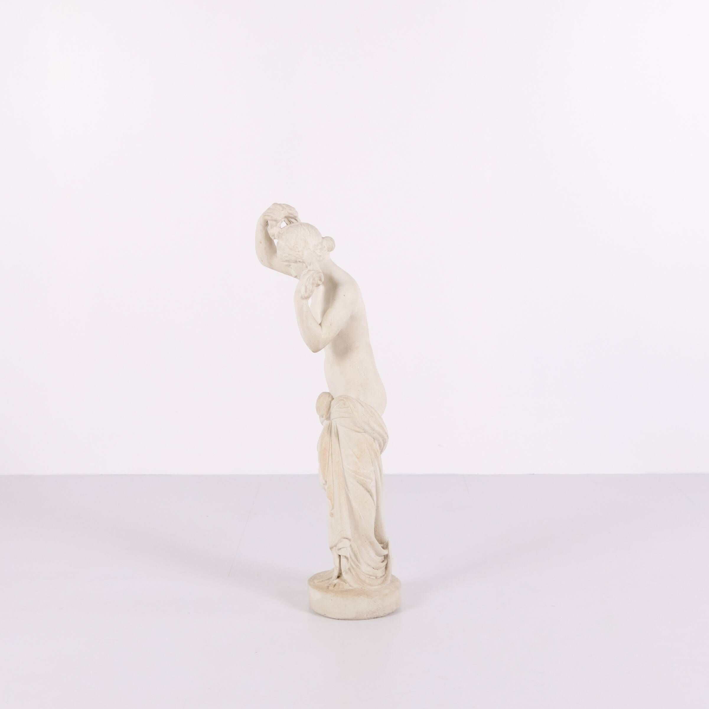 Sculpture – Female figure – Partially undressed – Biscuit porcelain – 1920s – Rare size