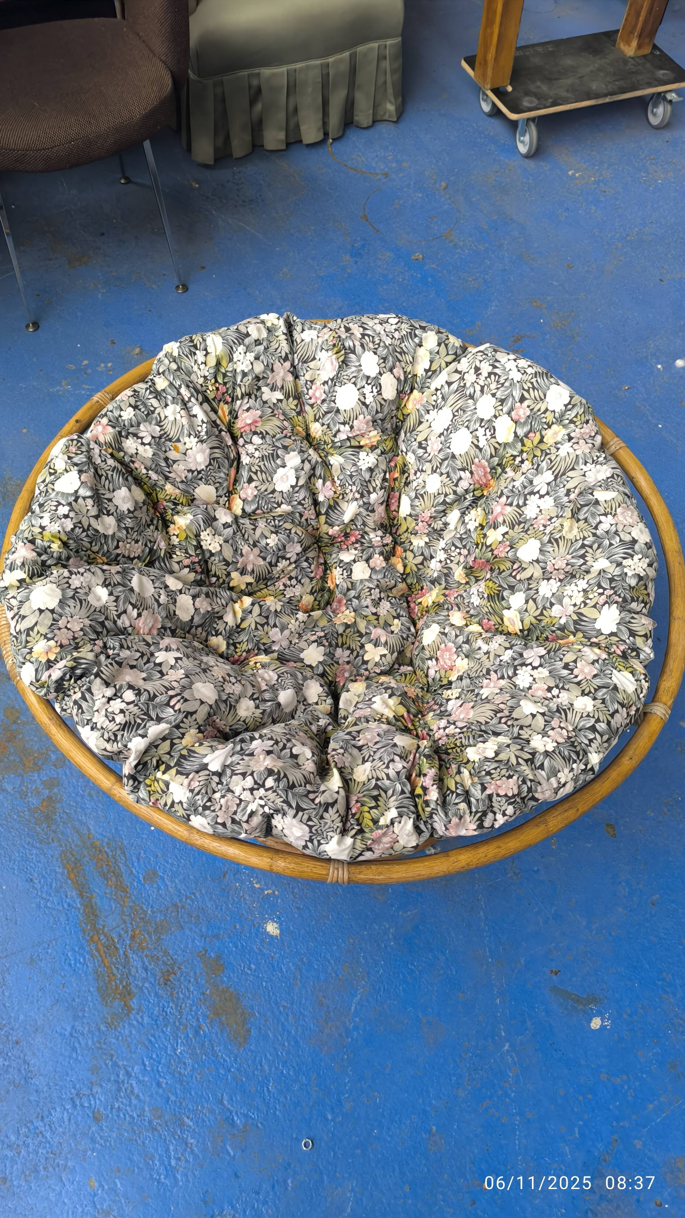 Papasan loveseat chair in rattan, 1950