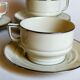Huit tasses à café porcelaine fine Tchécoslovaque ART-DÉCO années 40