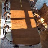 Superb Victorian mahogany extending table with 12 chairs – Late 19th century