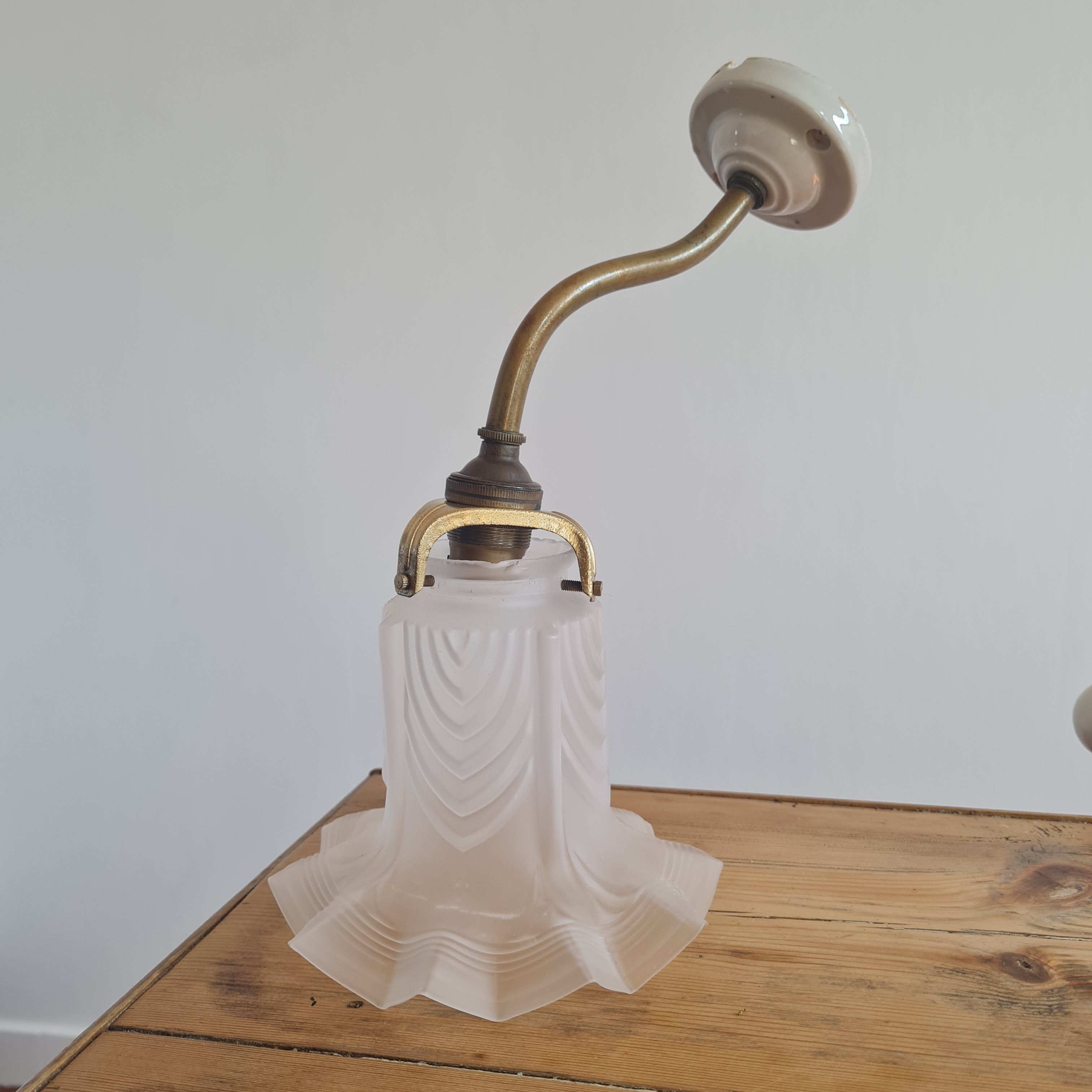 Brass tulip wall lamp and matte tempered glass