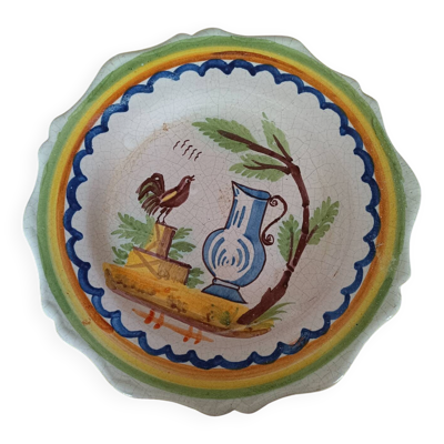 Assiette ancienne en faïence – décor peint main – pièce de collection
