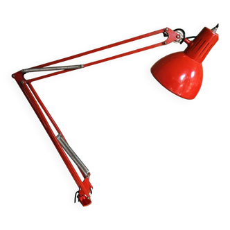 Red articulated workshop lamp
